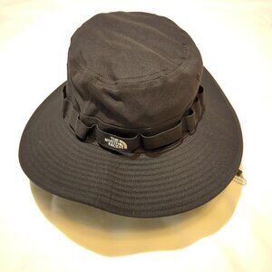 The North Face Boonie Sun Hat Unisex Small-Medium Never Worn Neck Strap Black
